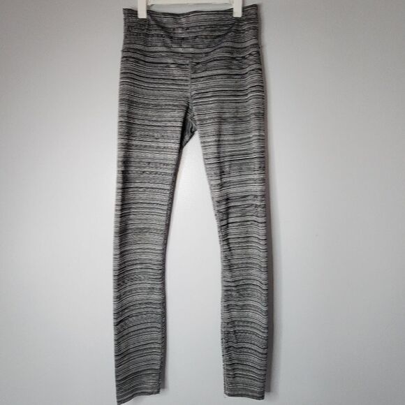 Athleta High-Rise Jacquard Chaturanga Leggings S Tall - Picture 1 of 4